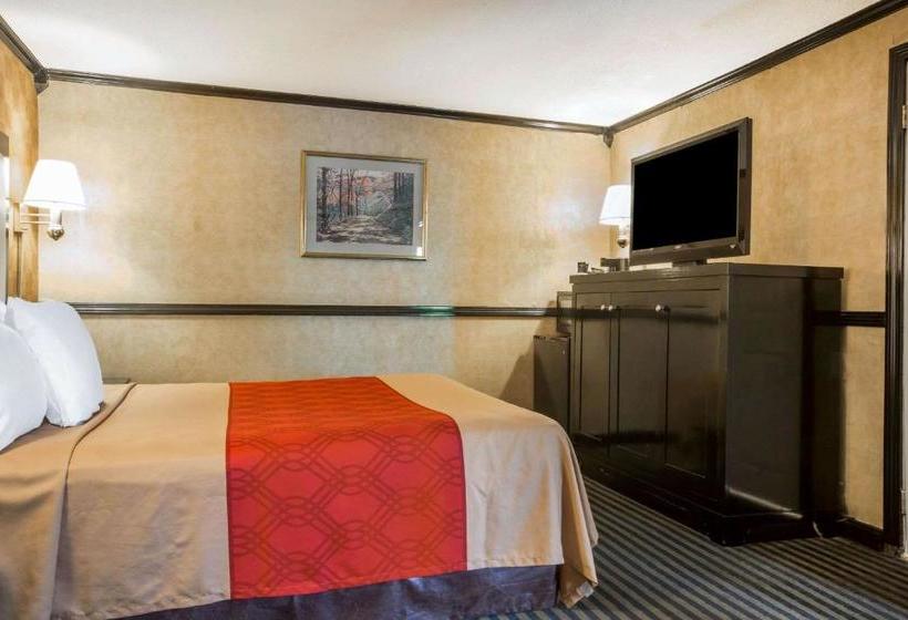 فندق Econo Lodge Montpelier I89