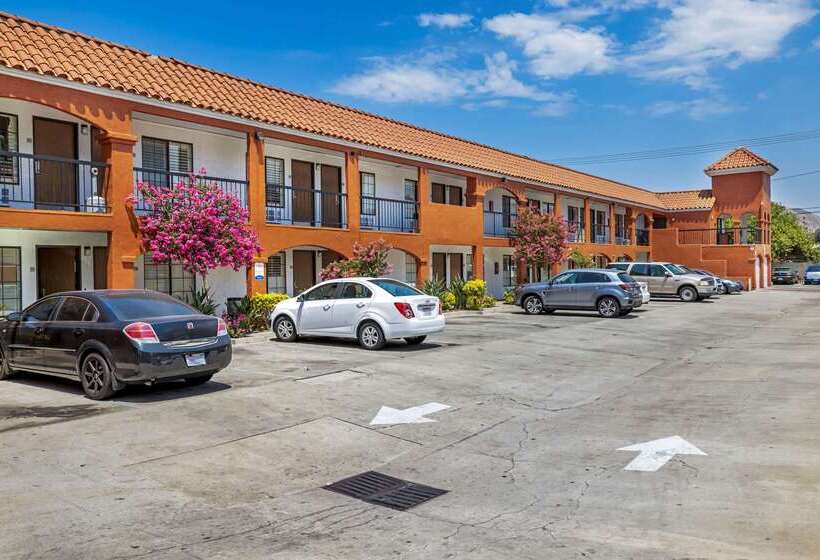 فندق Econo Lodge Moreno Valley
