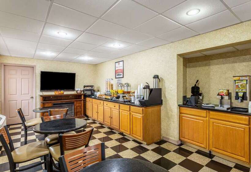 فندق Econo Lodge