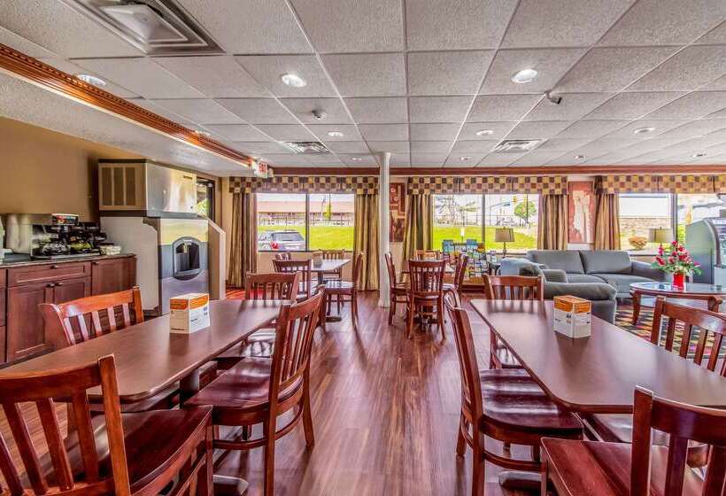 فندق Econo Lodge