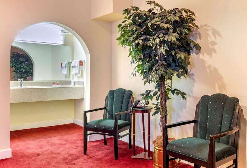 فندق Econo Lodge Wichita Falls Downtown