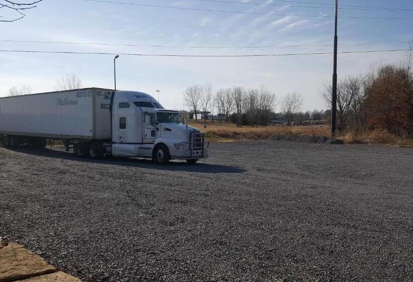 فندق Econo Lodge Oak Grove Blue Springs