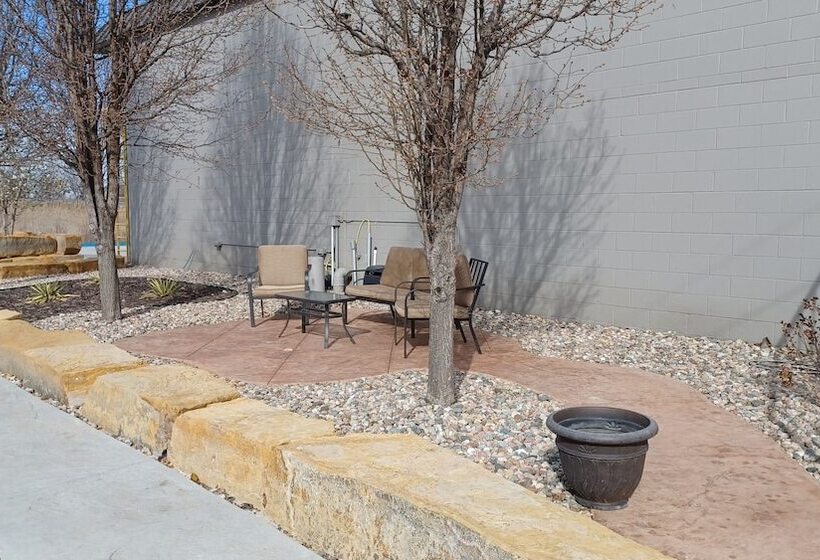 فندق Econo Lodge Oak Grove Blue Springs