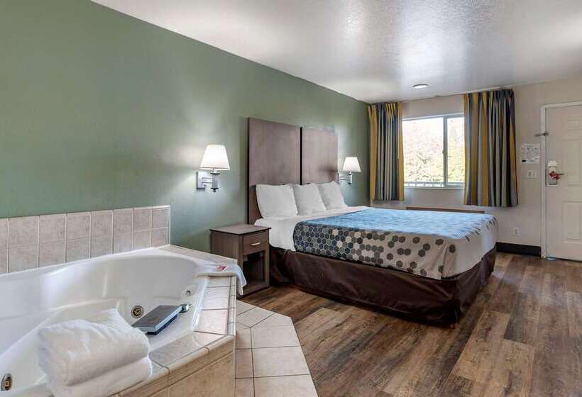 호텔 Econo Lodge Portland Airport