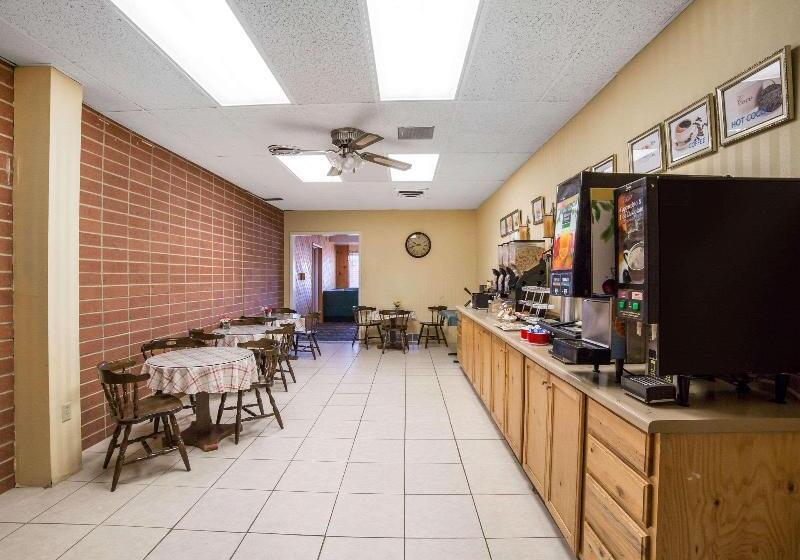 בית מלון כפרי Econo Lodge Salina Scenic Route 89 & I 70