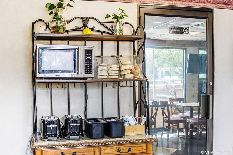 هتل Econo Lodge Scranton Near Montage Mountain