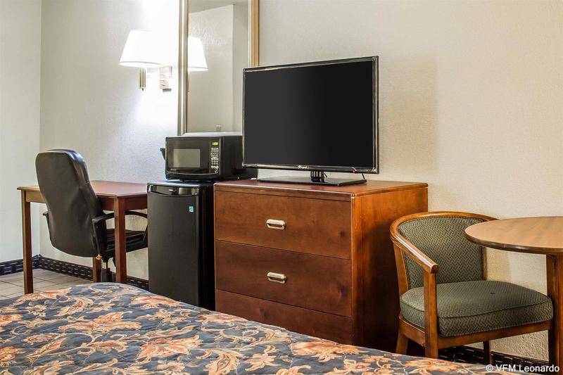 هتل Econo Lodge Scranton Near Montage Mountain