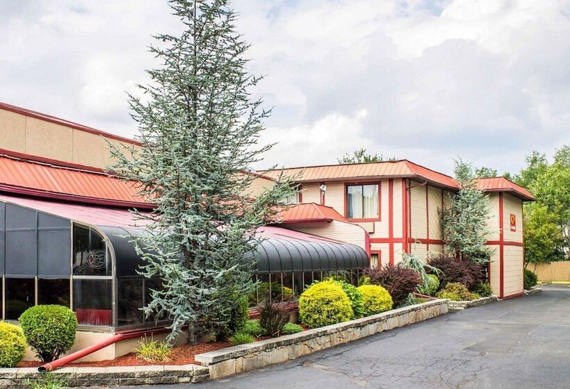 هتل Econo Lodge Scranton Near Montage Mountain