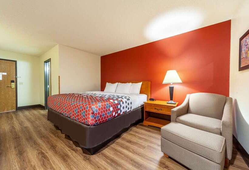 Отель Econo Lodge