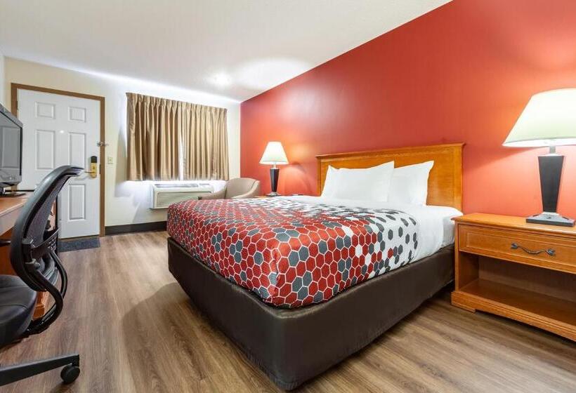 Отель Econo Lodge