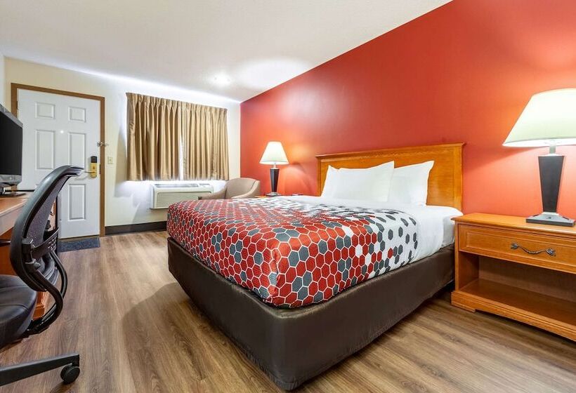 Отель Econo Lodge