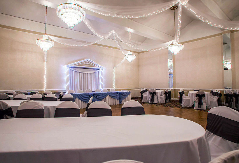 فندق Econo Lodge Somerset