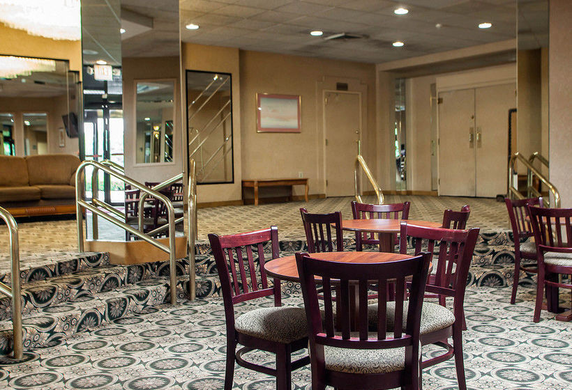 فندق Econo Lodge Somerset