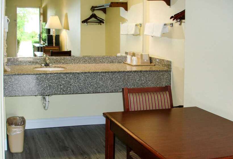 فندق Econo Lodge Texarkana I30