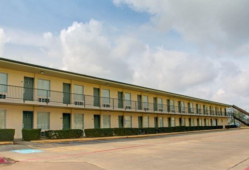 هتل Econo Lodge Texarkana I30