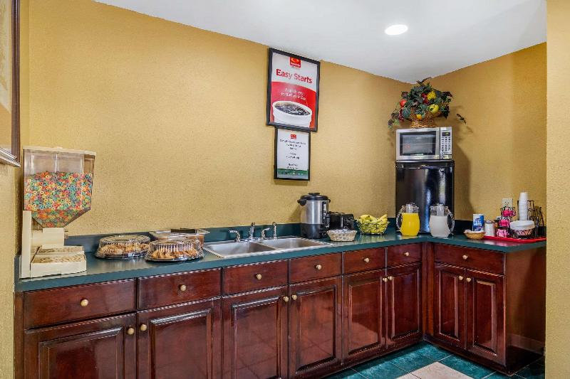 فندق Econo Lodge Union City  Atlanta South