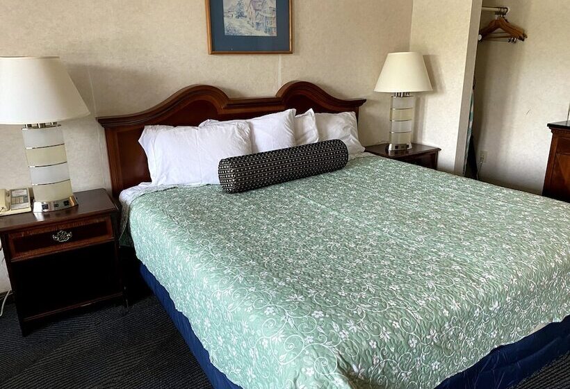 فندق Economy Lodge 682 Main St Sturbridge