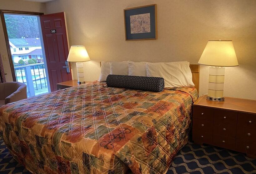 فندق Economy Lodge 682 Main St Sturbridge