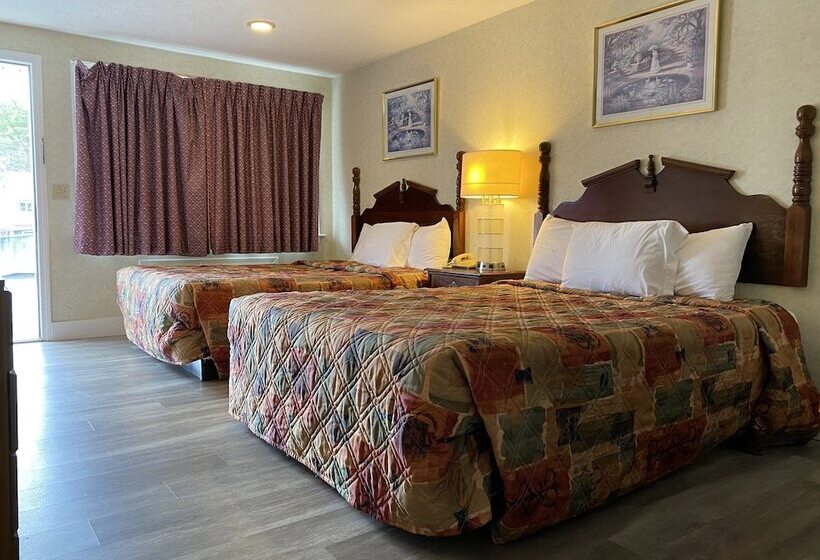 فندق Economy Lodge 682 Main St Sturbridge