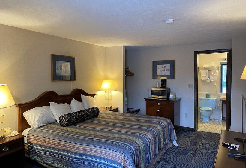 فندق Economy Lodge 682 Main St Sturbridge