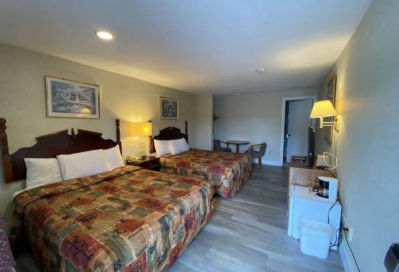 فندق Economy Lodge 682 Main St Sturbridge
