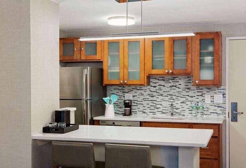 فندق Embassy Suites By Hilton Boston Marlborough