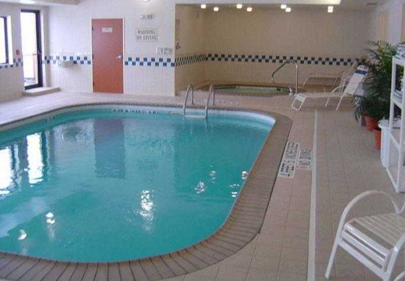 בית מלון כפרי Fairfield Inn Muncie