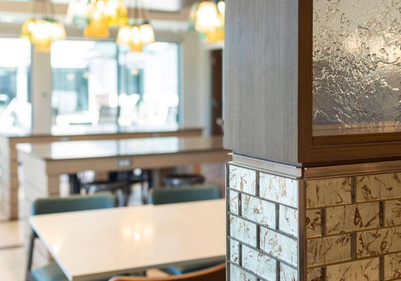 Отель Fairfield Inn & Suites By Marriott San Diego Pacific Beach