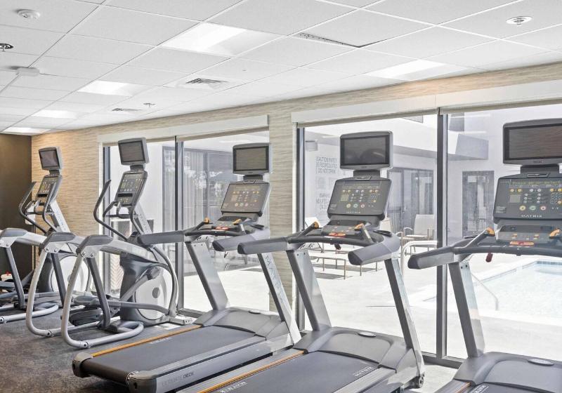 Отель Fairfield Inn & Suites By Marriott San Diego Pacific Beach