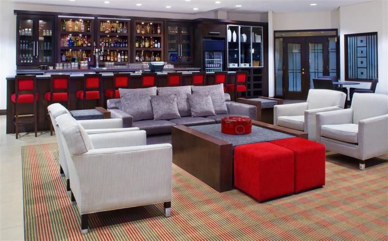 Hotel Four Points By Sheraton Winnipeg South