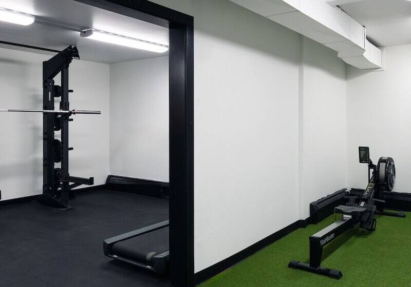 בית מלון כפרי Gravity Haus Steamboat