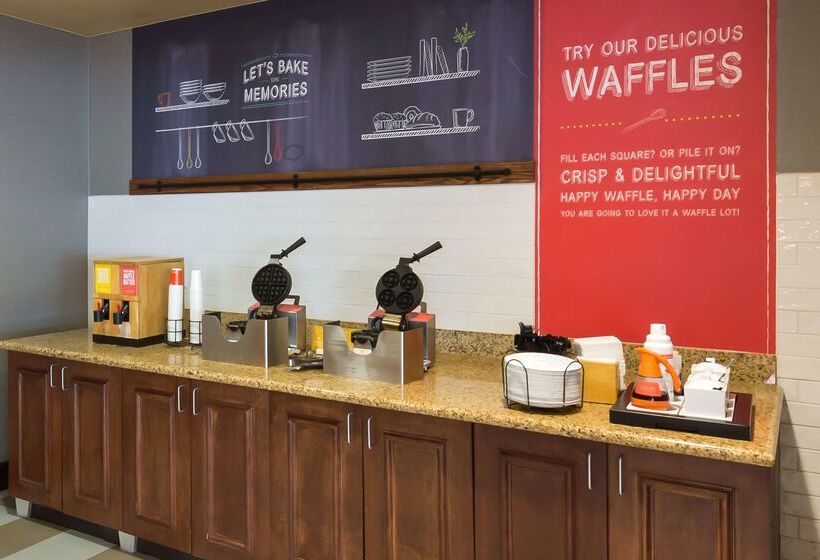 호텔 Hampton Inn Nanuet