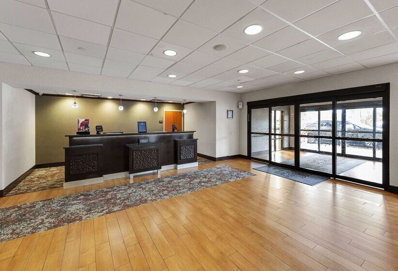 Отель Hampton Inn Nanuet