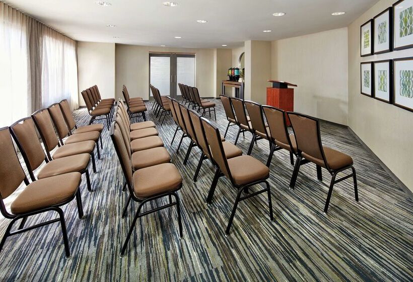 فندق Hilton Garden Inn San Diego Mission Valley Stadium