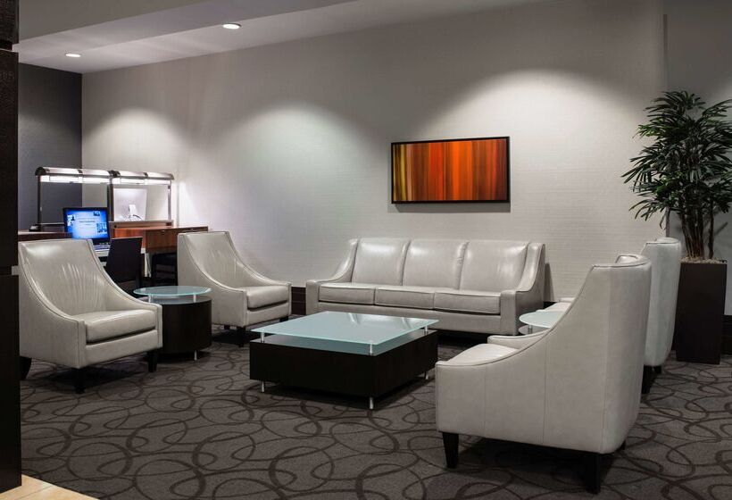 בית מלון כפרי Hilton Winnipeg Airport Suites