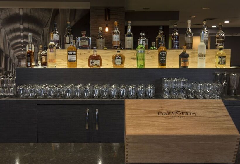 فندق Hilton Winnipeg Airport Suites