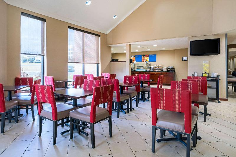 فندق Holiday Inn Express Rocky Mount Sports Center By Ihg