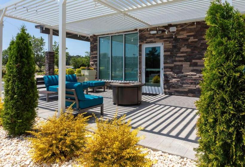 בית מלון כפרי Holiday Inn Express Rocky Mount Sports Center By Ihg