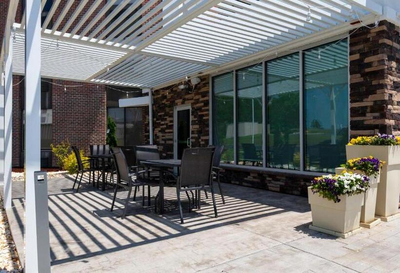 בית מלון כפרי Holiday Inn Express Rocky Mount Sports Center By Ihg