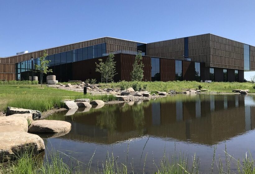 فندق Holiday Inn Express Roseville St. Paul, An Ihg