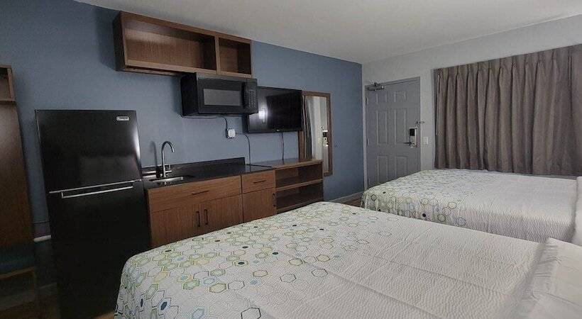 בית מלון כפרי Hometowne Studios By Red Roof Egg Harbor–atlantic City Airport