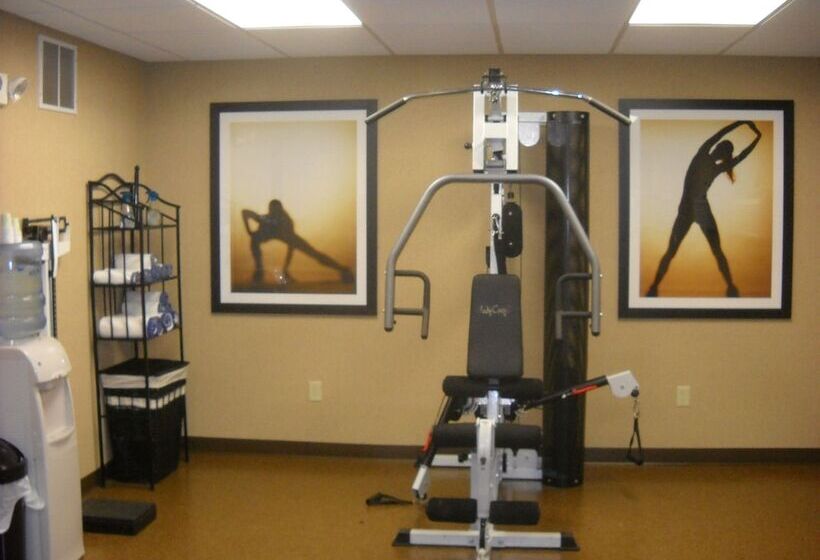 فندق Howard Johnson By Wyndham Portsmouth