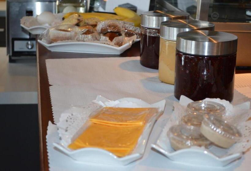 호텔 Hôtel Maison Blanche