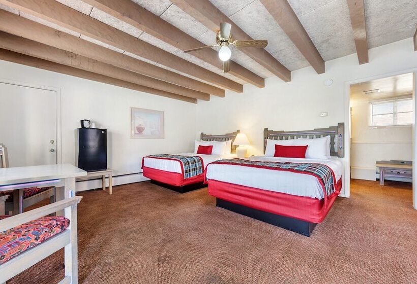 호텔 Kachina Lodge