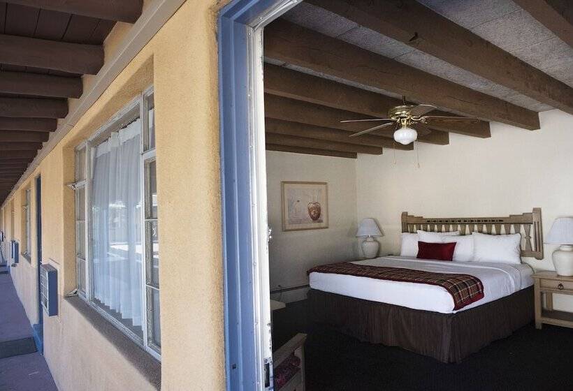 호텔 Kachina Lodge