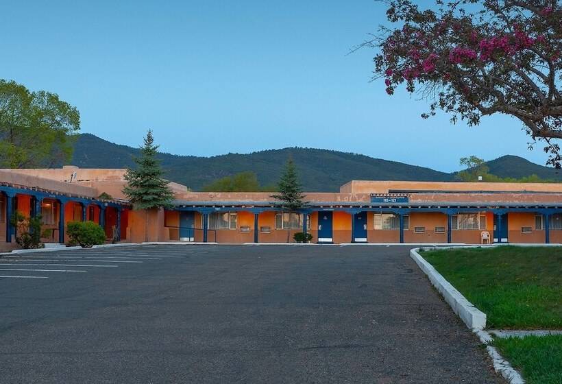 호텔 Kachina Lodge