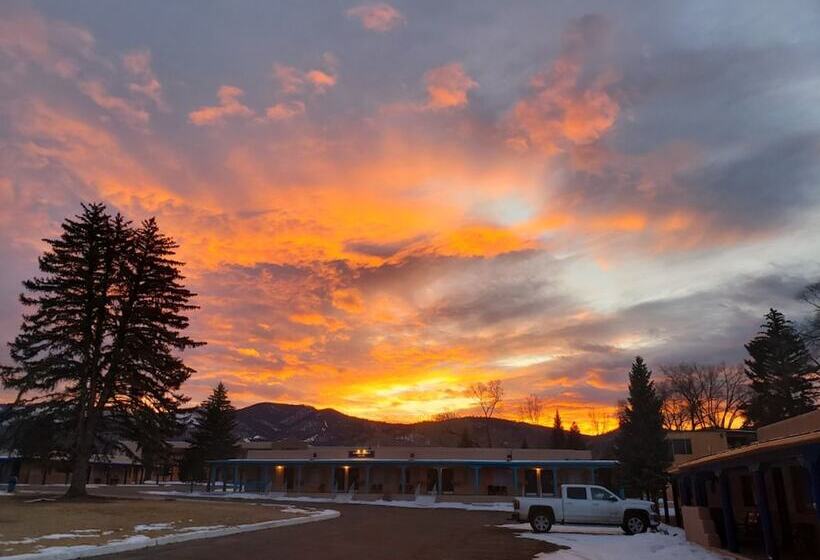 호텔 Kachina Lodge