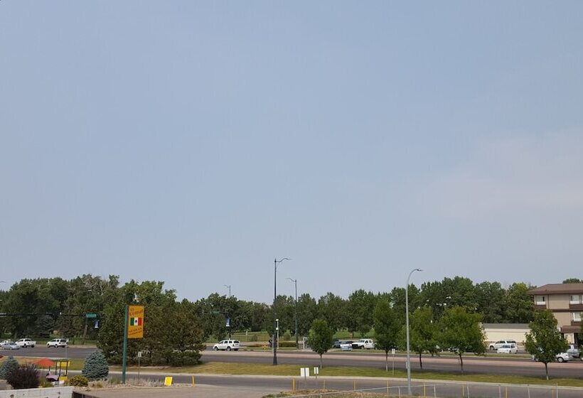 호텔 Knights Inn Lethbridge