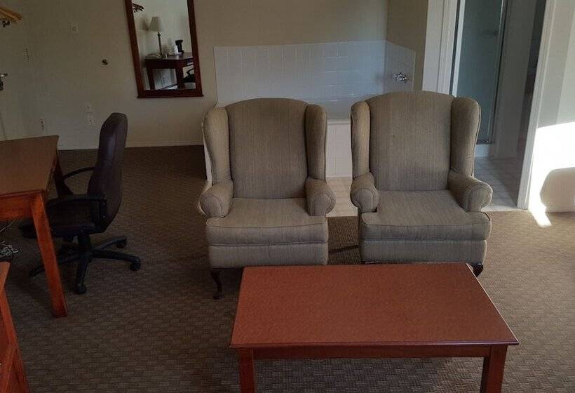 호텔 Knights Inn Lethbridge