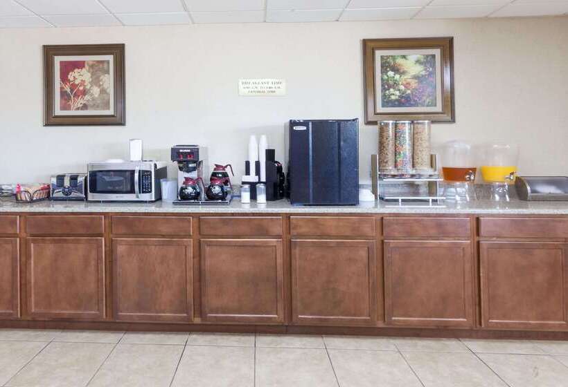 호텔 Knights Inn Murfreesboro